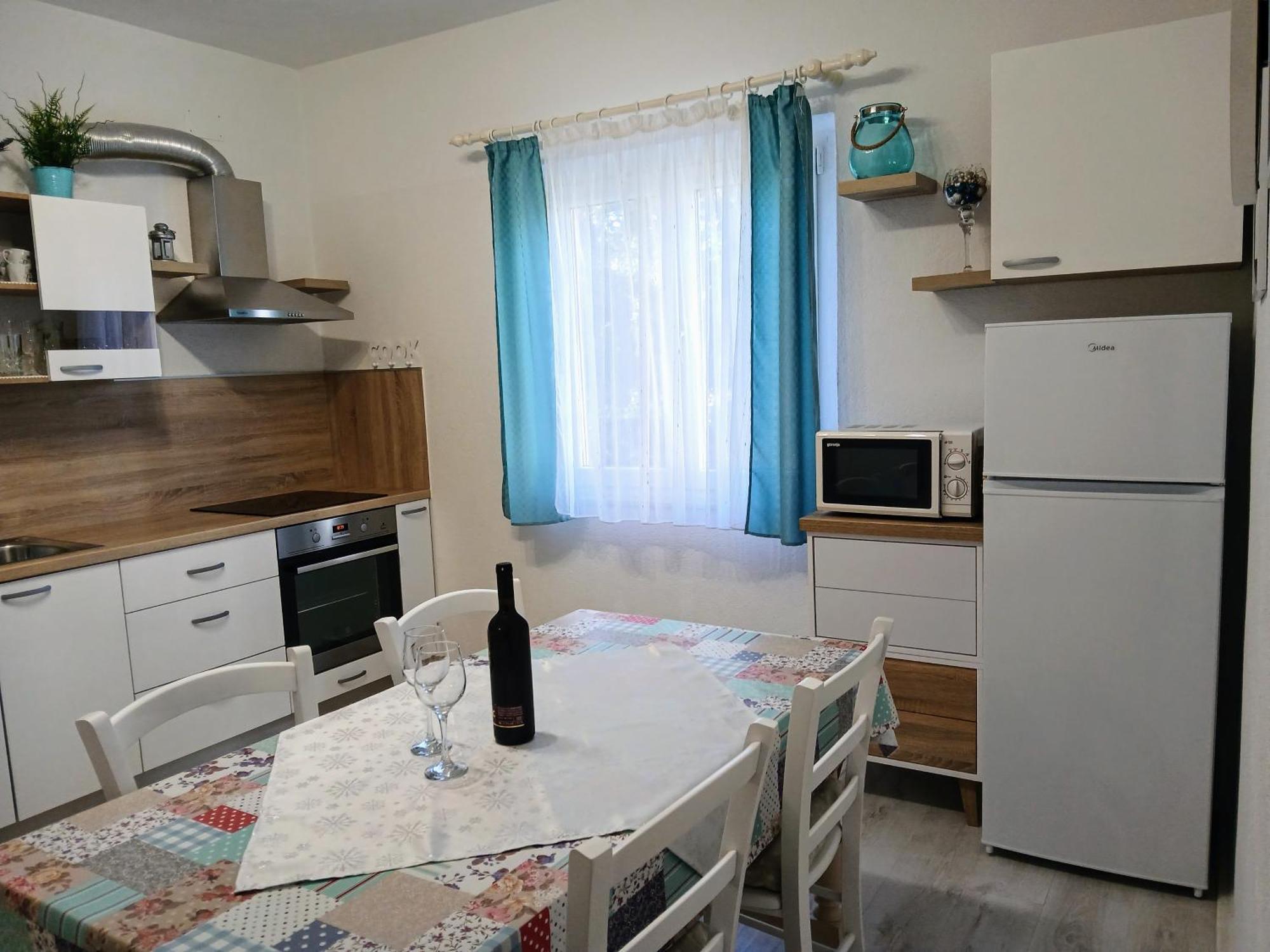 Tihana-Ground Floor With Large Terrace ماكارسكا المظهر الخارجي الصورة